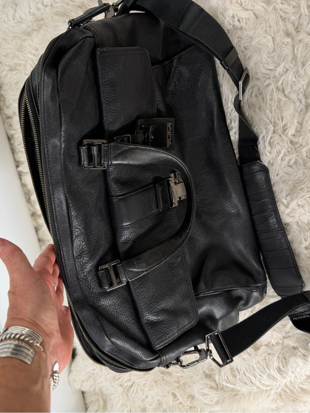 Tumi Beacon Hill Chestnut Large Laptop Leather Briefcase Black Leather